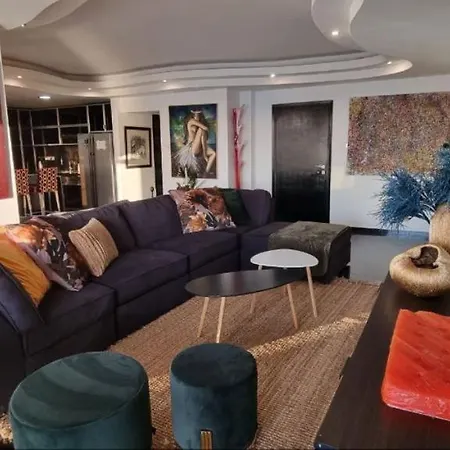 The View Penthouse Λεμεσός