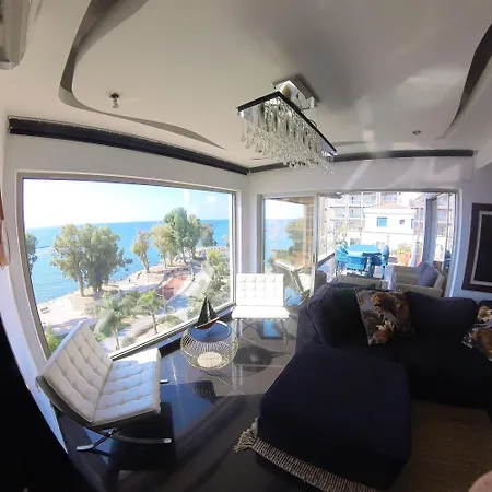 The View Penthouse * Λεμεσός